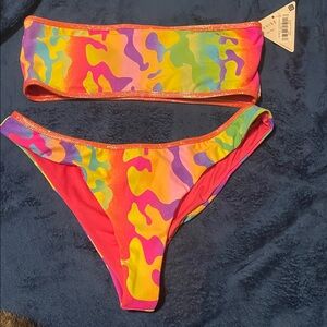 Dippin' Daisy's Vibrant Multicolor Bikini 👙 🌼